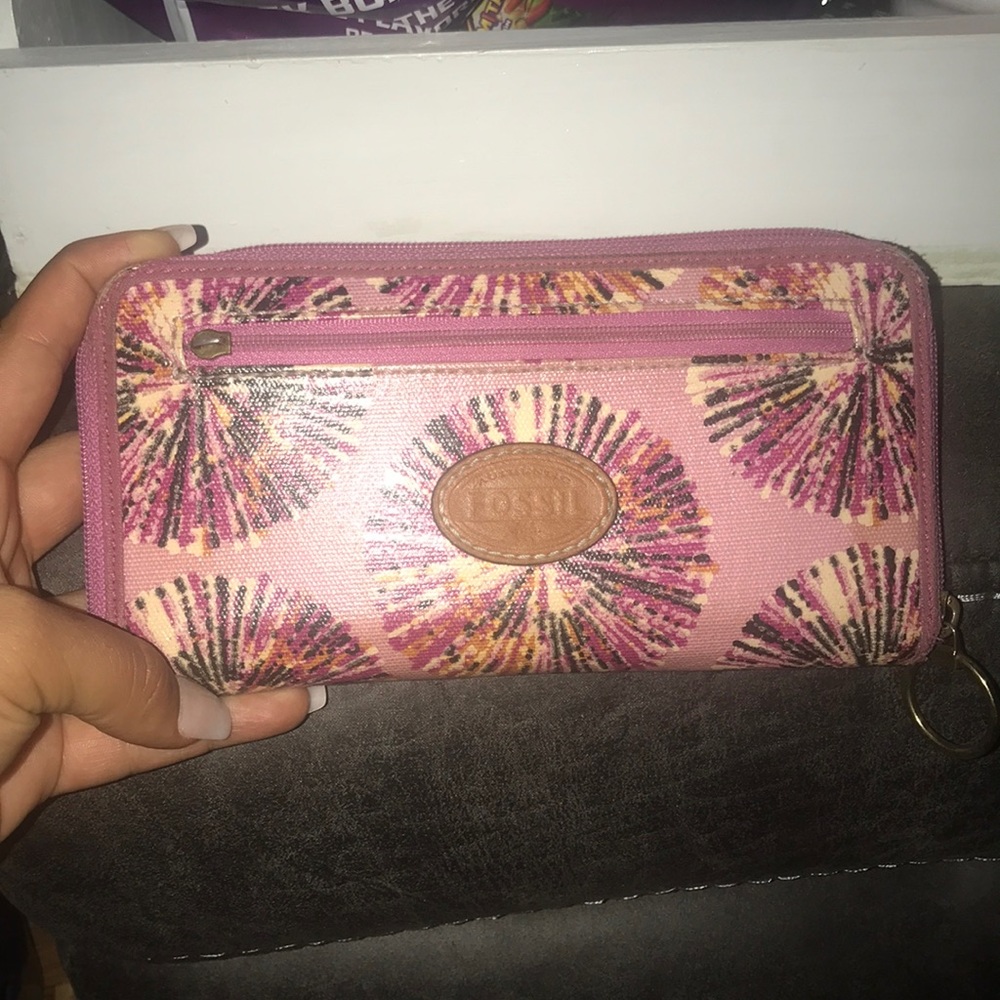 Fossil wallet